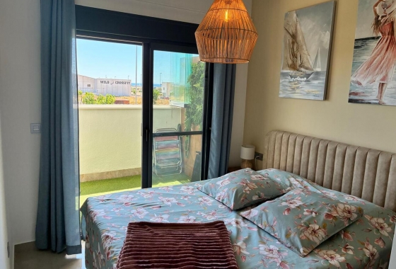 Resale - Apartment / flat - Pilar de la Horadada - Costa Blanca