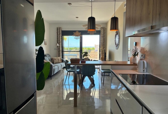 Resale - Apartment / flat - Pilar de la Horadada - Costa Blanca