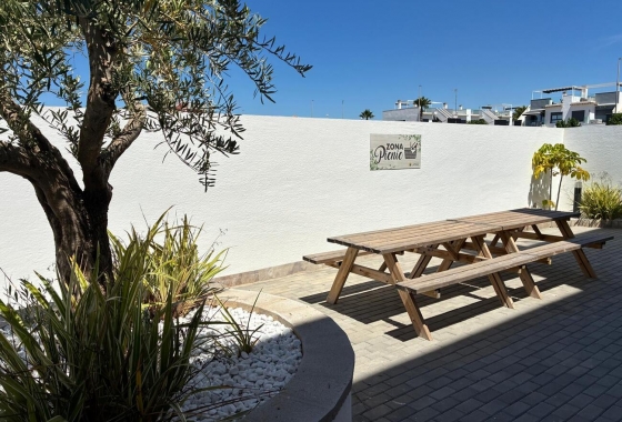 Resale - Apartment / flat - Pilar de la Horadada - Costa Blanca