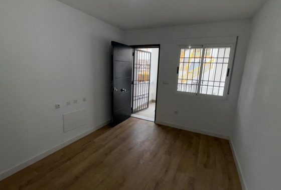 Resale - Bungalow - Torrevieja - PARQUE DE LAS NACIONES