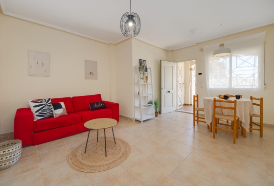 Resale - Bungalow - Torrevieja - Aguas Nuevas 1