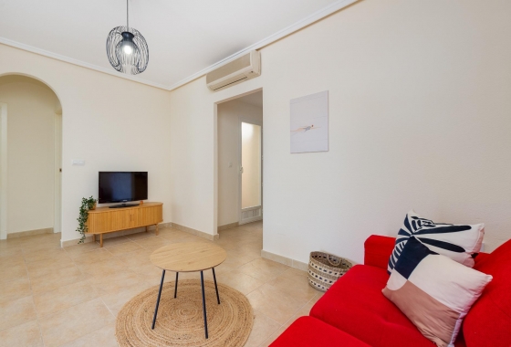 Resale - Bungalow - Torrevieja - Aguas Nuevas 1