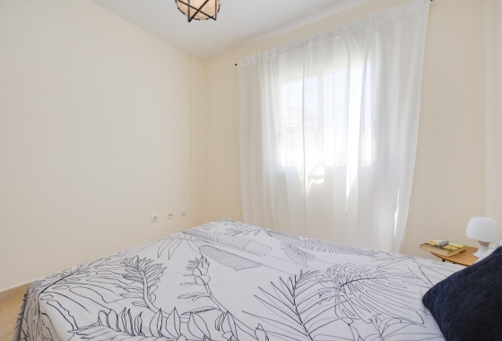 Resale - Bungalow - Torrevieja - Aguas Nuevas 1