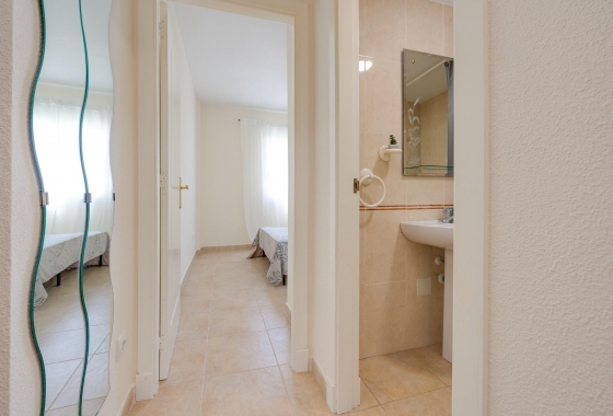 Resale - Bungalow - Torrevieja - Aguas Nuevas 1