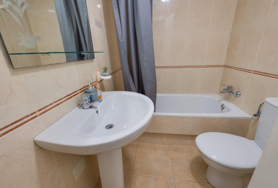 Resale - Bungalow - Torrevieja - Aguas Nuevas 1