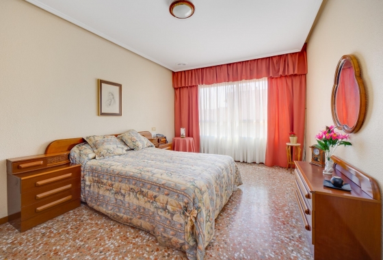 Revente - Appartement - Torrevieja - Centro