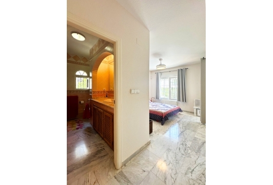 Wiederverkauf - Villa - Orihuela Costa - Costa Blanca
