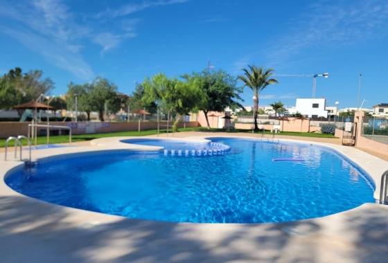Resale - Townhouse - Los Montesinos - Los Montesinos - Urb. La Herrada
