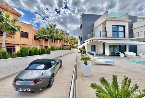 Revente - Villa - San Miguel de Salinas - Bellavista