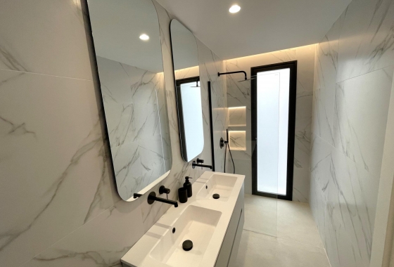 Nouvelle construction - Chalet - Molina De Segura