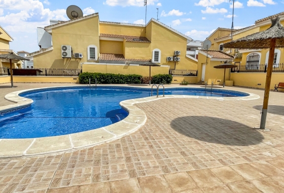 Revente - Villa - Orihuela Costa - Costa Blanca