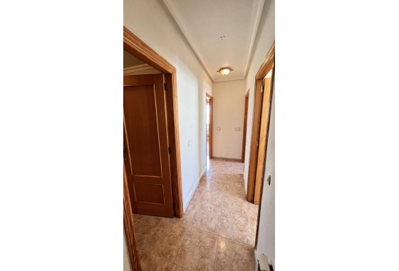 Revente - Maison de ville - Torrevieja - aguas nuevas