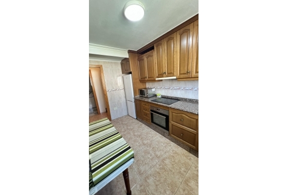 Revente - Maison de ville - Torrevieja - aguas nuevas