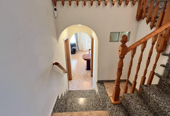 Revente - Maison de ville - Torrevieja - aguas nuevas