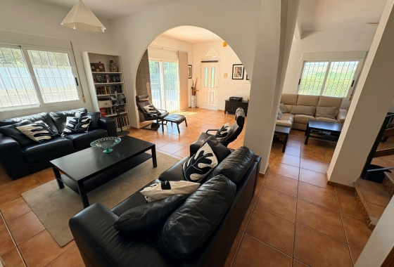 Revente - Villa - Canadas De San Pedro - Inland