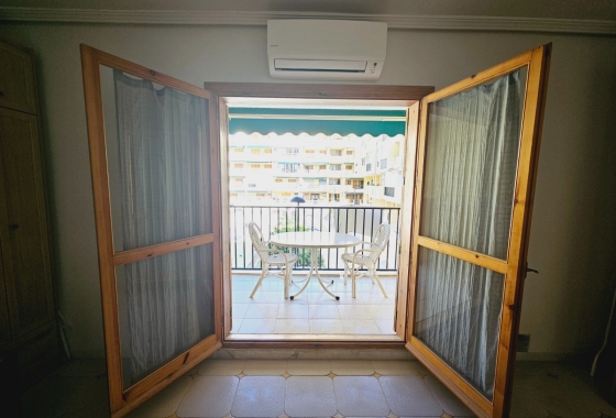 Resale - Studio - Torrevieja - La Mata