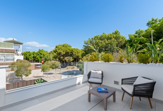 Obra nueva - Villa - Pilar de la Horadada