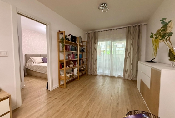 Återförsäljning - Lägenhet / lägenhet - Torrevieja - Centro
