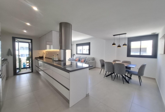 Återförsäljning - Lägenhet / lägenhet - Orihuela Costa - Villamartín