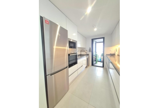Återförsäljning - Lägenhet / lägenhet - Orihuela Costa - Villamartín