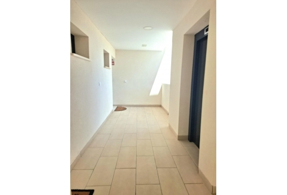 Återförsäljning - Lägenhet / lägenhet - Orihuela Costa - Villamartín