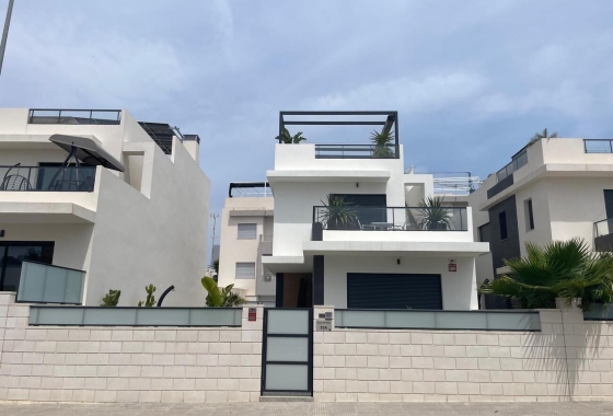 Resale - Villa - Benijofar