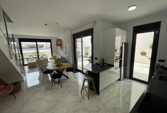 Resale - Villa - Benijofar