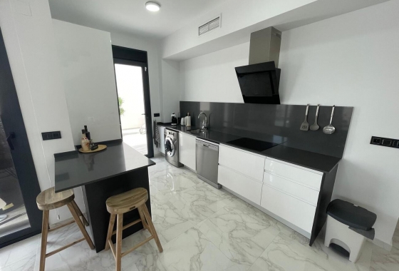 Resale - Villa - Benijofar
