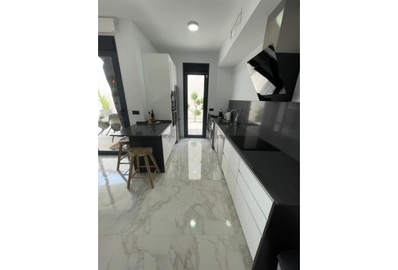 Resale - Villa - Benijofar