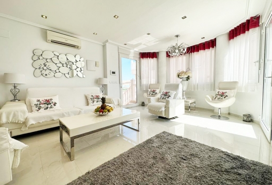 Reventa - Villa - San Miguel de Salinas - Inland