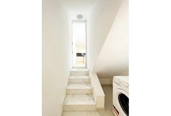 Reventa - Villa - San Miguel de Salinas - Inland