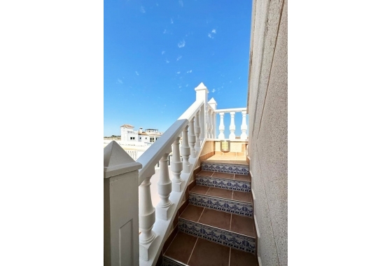 Reventa - Villa - San Miguel de Salinas - Inland