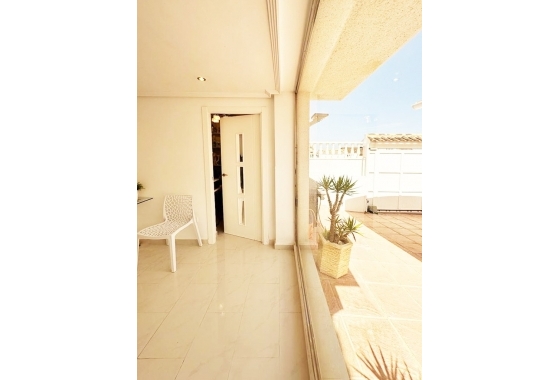 Reventa - Villa - San Miguel de Salinas - Inland