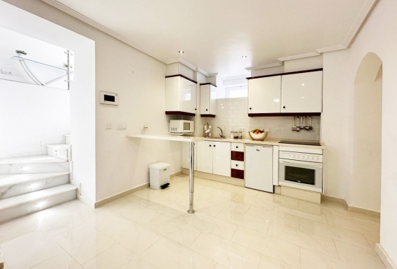 Reventa - Villa - San Miguel de Salinas - Inland