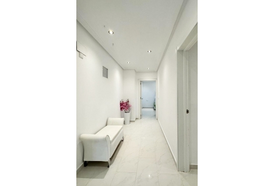 Reventa - Villa - San Miguel de Salinas - Inland