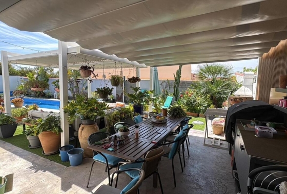 Перепродажа - Вилла - Torrevieja - Torreta Florida