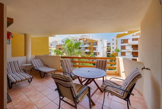 Resale - Apartment / flat - Torrevieja - Punta Prima