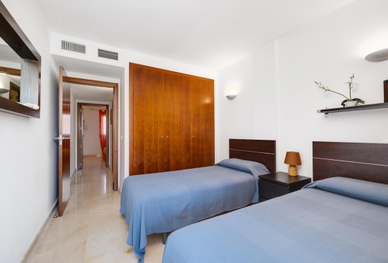 Resale - Apartment / flat - Torrevieja - Punta Prima