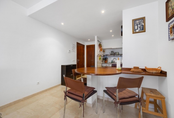 Resale - Apartment / flat - Torrevieja - Punta Prima