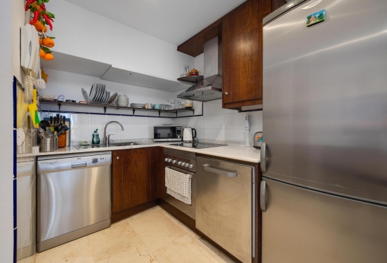 Resale - Apartment / flat - Torrevieja - Punta Prima
