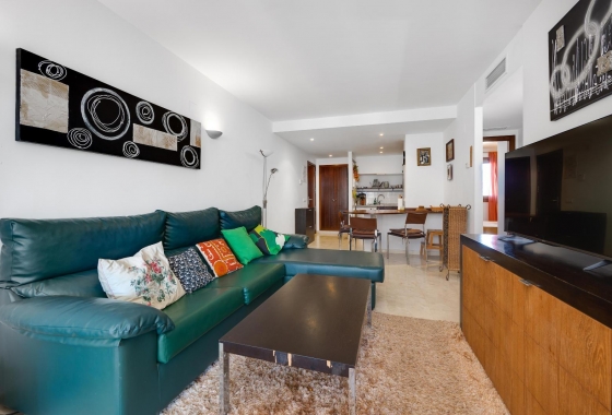Resale - Apartment / flat - Torrevieja - Punta Prima
