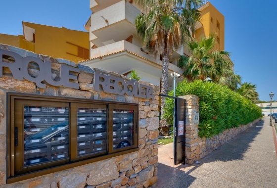 Resale - Apartment / flat - Torrevieja - Punta Prima