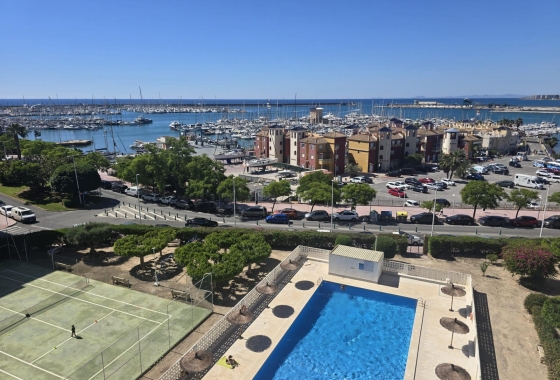 Återförsäljning - Lägenhet / lägenhet - Torrevieja - Puerto Deportivo Marina Salinas