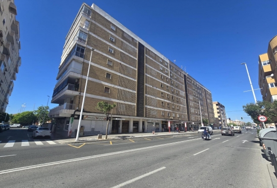 Återförsäljning - Lägenhet / lägenhet - Torrevieja - Puerto Deportivo Marina Salinas