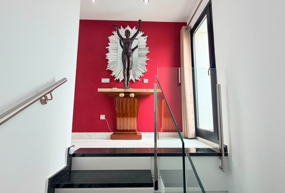 Herverkoop - Villa - Los Montesinos - La Herrada