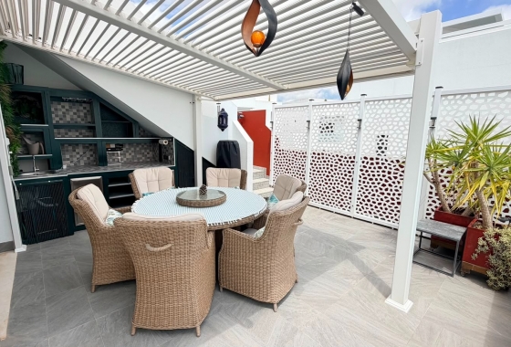 Herverkoop - Villa - Los Montesinos - La Herrada