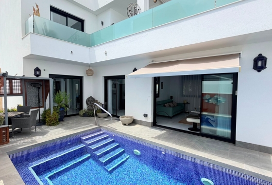 Herverkoop - Villa - Los Montesinos - Costa Blanca