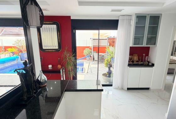 Herverkoop - Villa - Los Montesinos - Costa Blanca