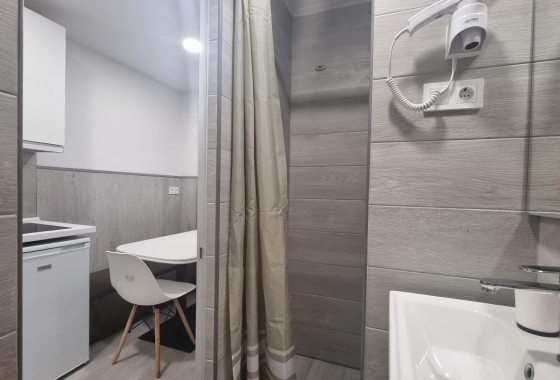 Reventa - Apartamento / piso - Torrevieja - Centro