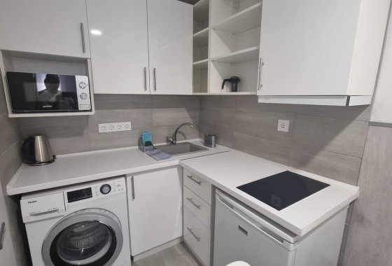 Reventa - Apartamento / piso - Torrevieja - Centro